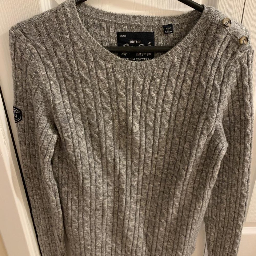 sweater t-shirt